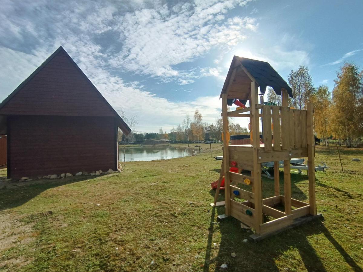 Summerland Tinuzi Buitenkant foto